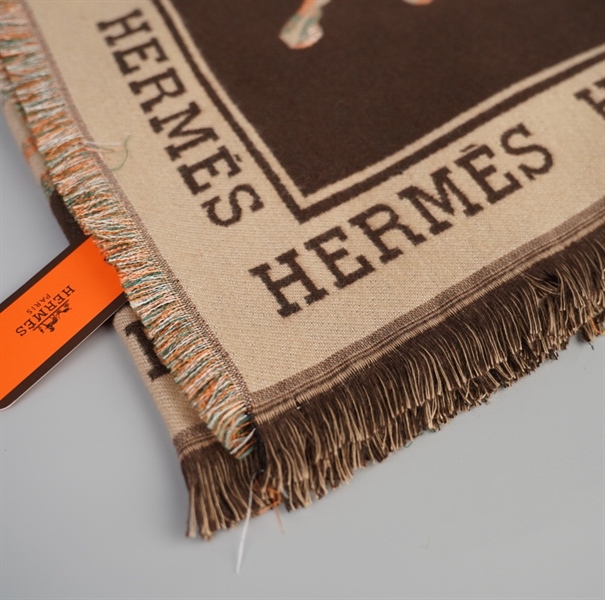 Khăn Hermes nâu đậm ++