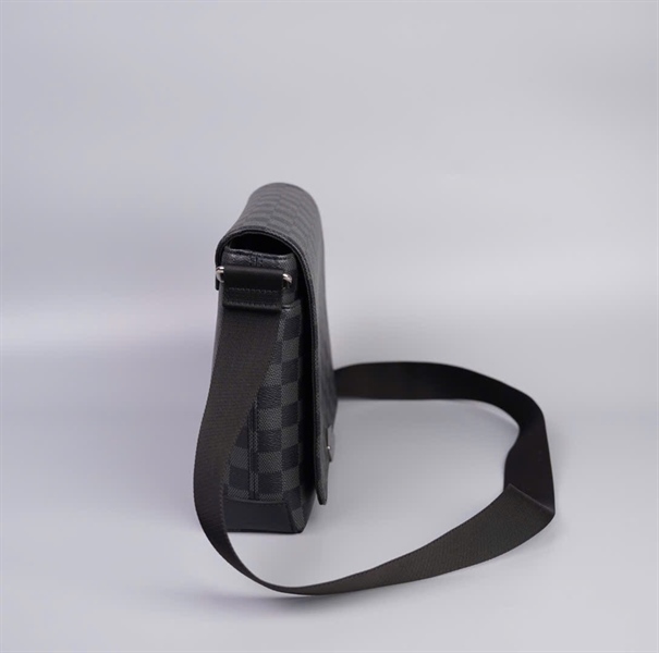 Túi LV ô vuông đen size 26 (TB) +