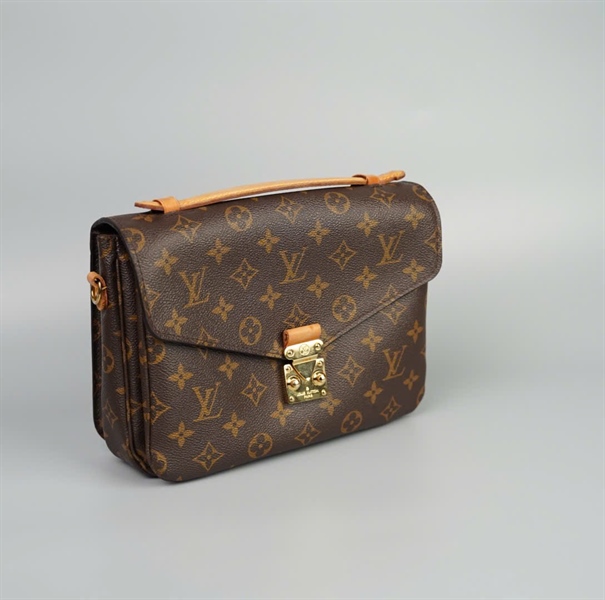 Túi LV metis hoa nâu size 23 (TB) +