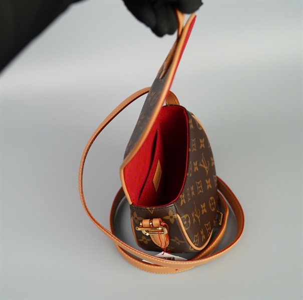 Túi LV hoa nâu viền da (TB) +