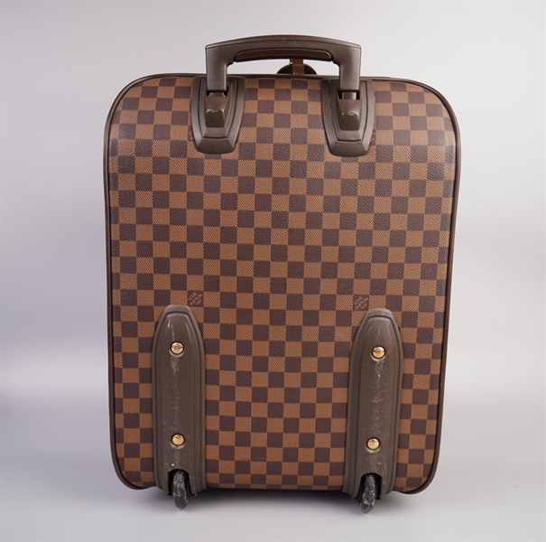 Vali LV ô vuông đen KG+