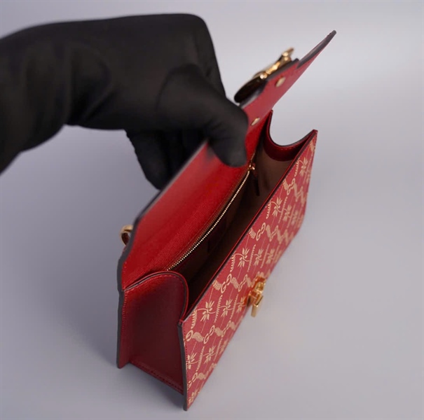 Túi GG Sylvie đỏ size 26 (TB) +