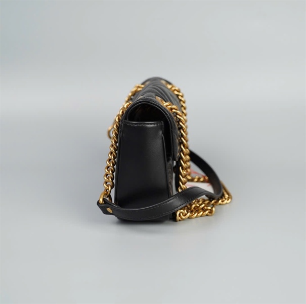 Túi GG màu đen khóa vàng size 21 (TB) +