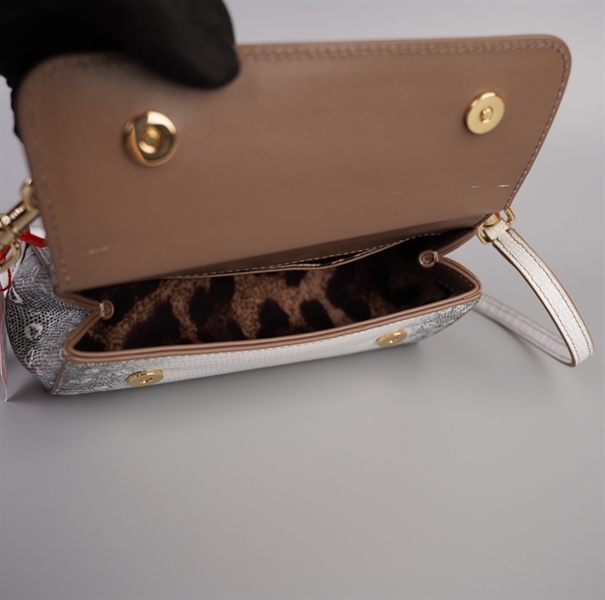 Túi D&G màu trắng xám size 19 +