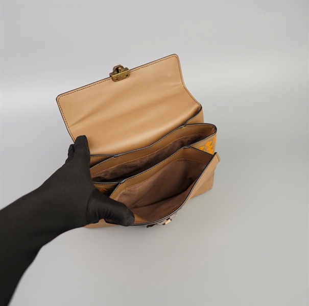 Túi xách Bottega da rắn nâu vàng +