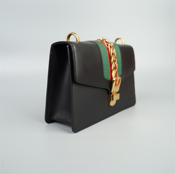 Túi GG Sylvie đen size 26 (TB) +