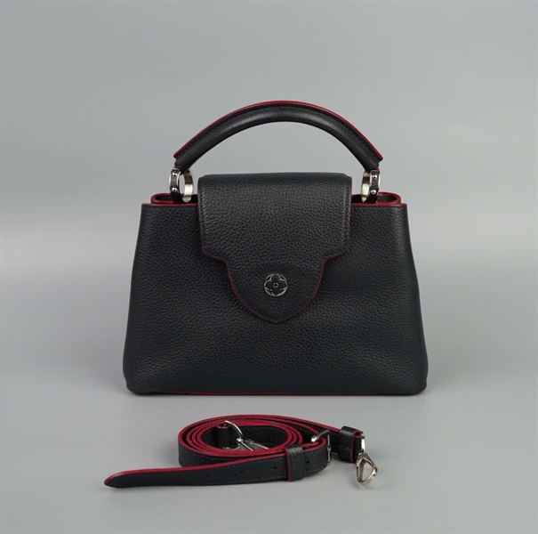 Túi LV capu đen viền hồng ̣TR5117 size 26 (HC) +