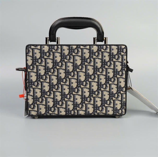 Túi Dior Lock xám size 21 (TB) +