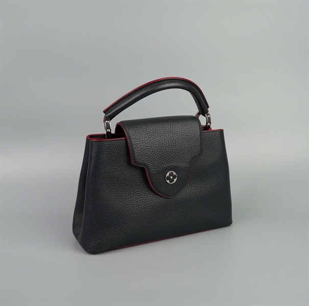 Túi LV capu đen viền hồng ̣TR5117 size 26 (HC) +