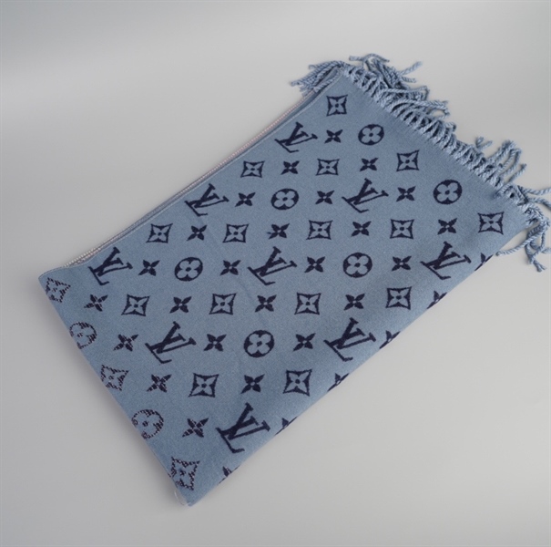 Khăn LV xanh đen ++