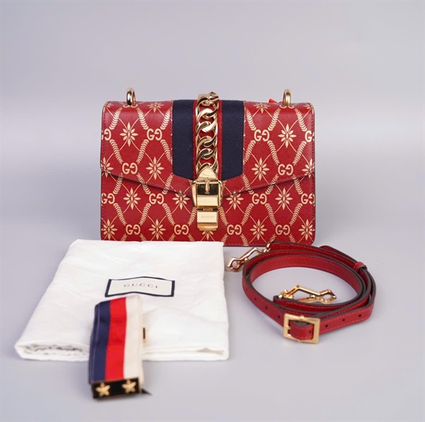 Túi GG Sylvie đỏ size 26 (TB) +