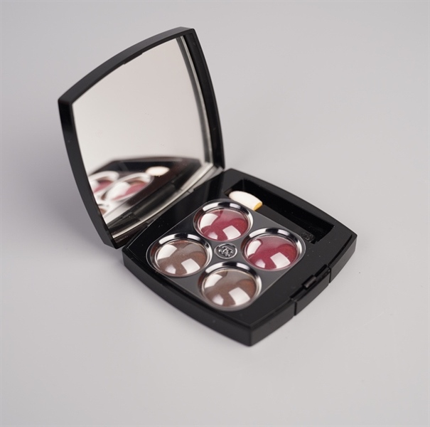 Phấn mắt Chanel 4 màu KG+