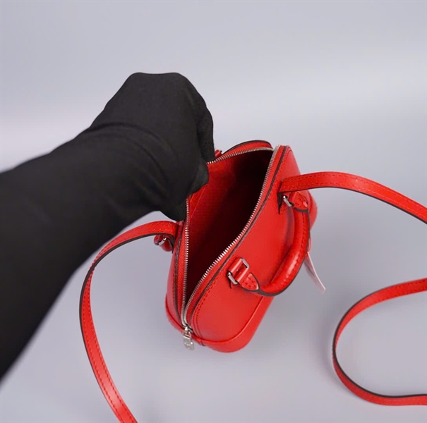 Túi LV alma đỏ size 16 (TB) +