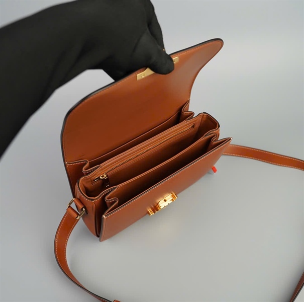 Túi Celine nâu size 22 (HC) +