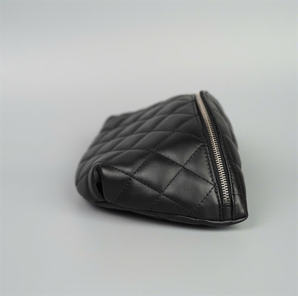 Túi Chanel đen 32125030 sz 20 (TB) +