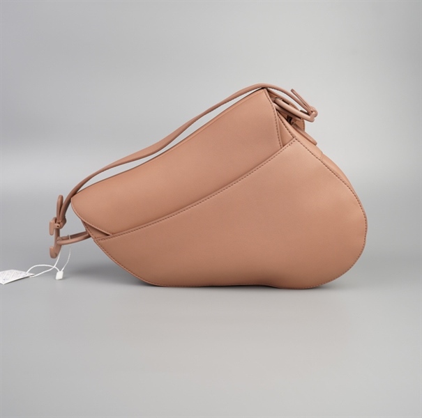 Túi Dior yên ngựa màu nude (LN) +