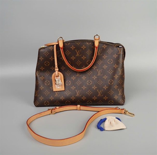 Túi LV hoa nâu size 35 (HC) +