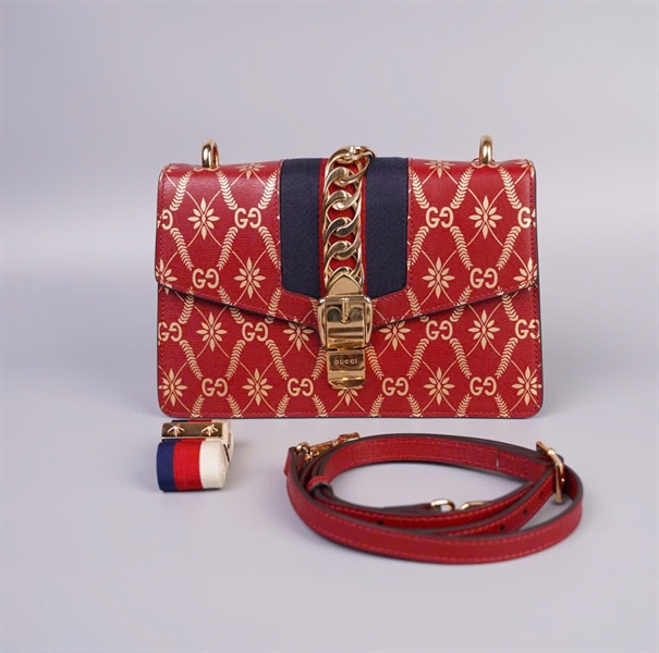 Túi GG Sylvie đỏ size 26 (TB) +