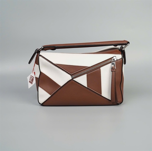 Túi Loewe trắng nâu size 24 (TB) +