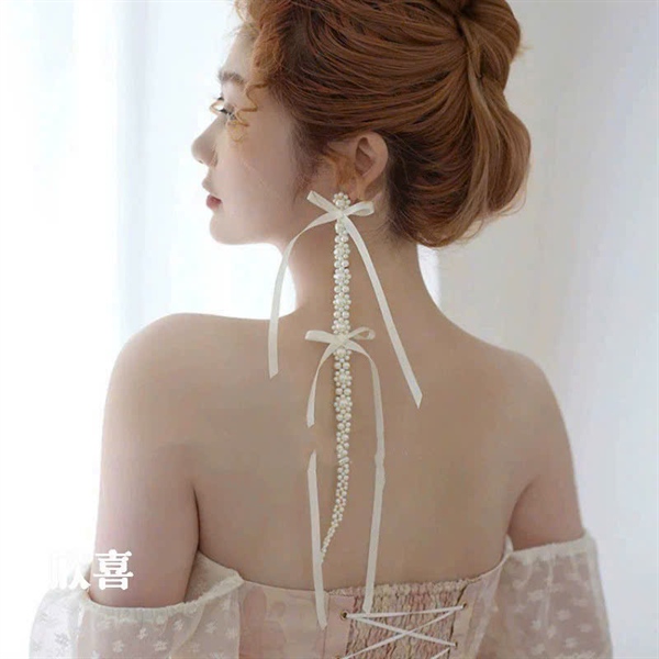Nơ cài tóc dây hạt trai đan hoa thắt nơ ruy băng