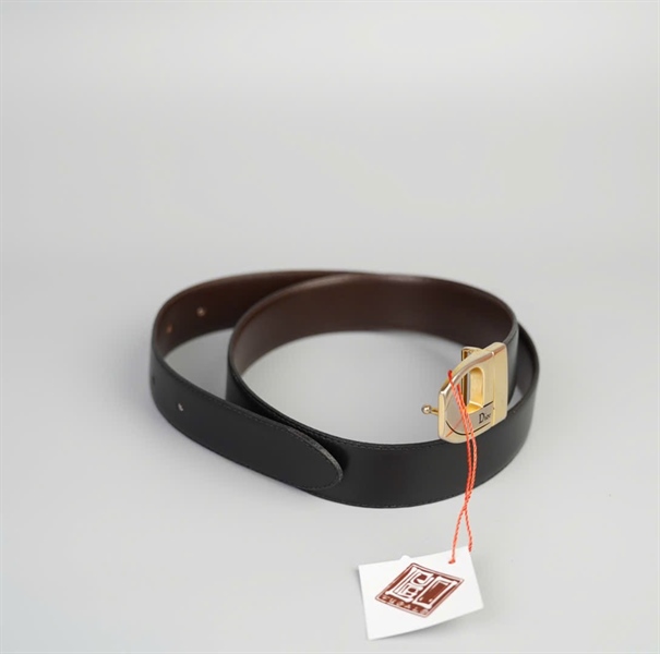 Thắt lưng Dior mặt vàng dây đen KG+