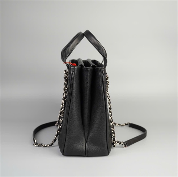 Túi Chanel tote đen 2527784 size 30 KG+