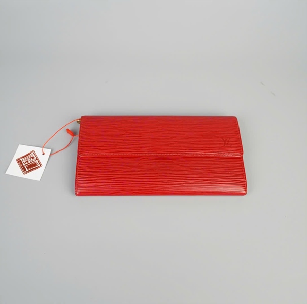 Ví LV vân đỏ KG+