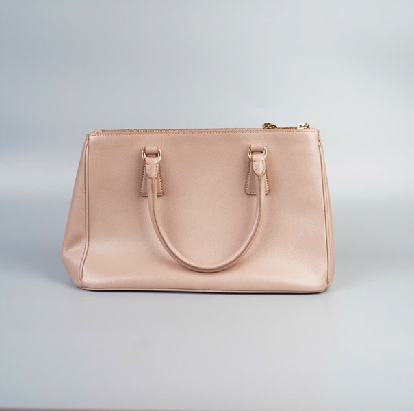 Túi Prada màu nude đậm size 30 KG+