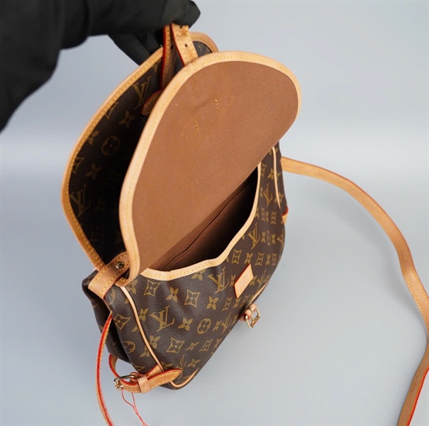 Túi LV hoa nâu viền vàng size 30 KG++