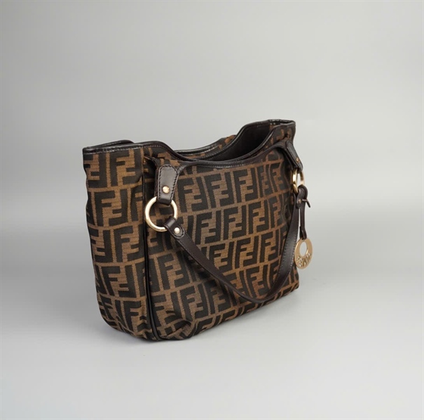 Túi Fendi nâu đen sz26 (AK94656) KG+