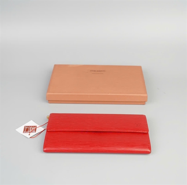 Ví LV vân đỏ KG+