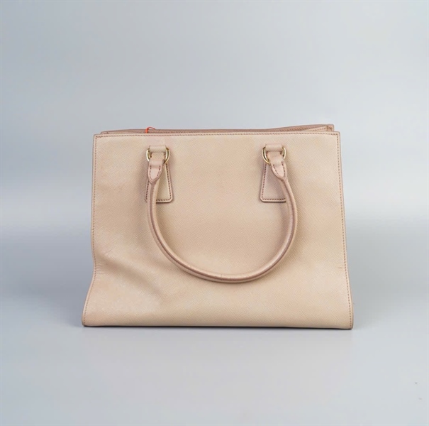 Túi Prada màu nude size 30 KG+
