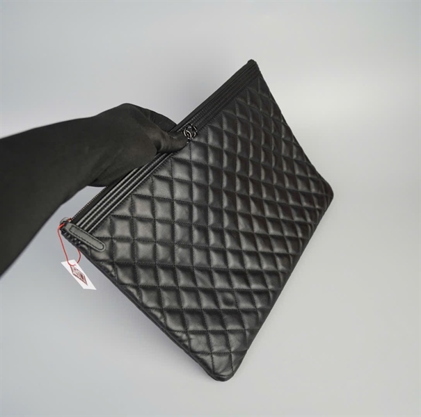 Túi Chanel Clutch 25113458 đen+