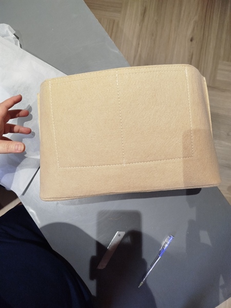 Lót form màu kem size 15x19x30 +