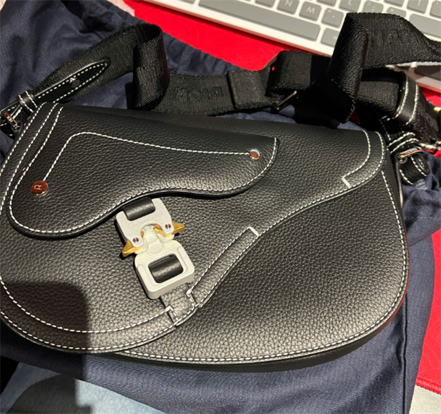 Túi Dior đen size 22 KG+