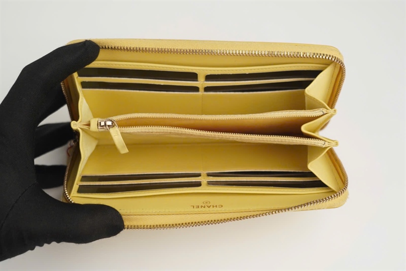 Ví Chanel màu vàng (Code 25634155) KG+