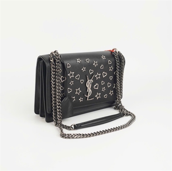 Túi YSL đen đính charm ngôi sao size 22 (TB)+