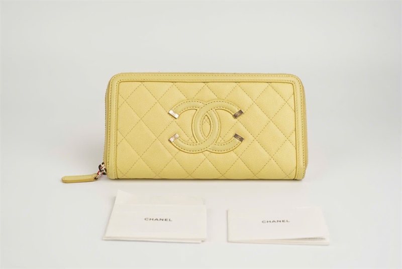 Ví Chanel màu vàng (Code 25634155) KG+