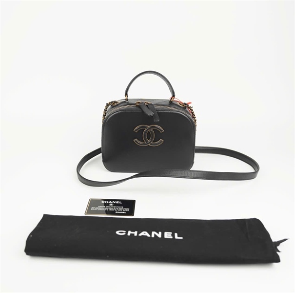 Túi Chanel Vanity đen size 18 (Code 23128372) KG+