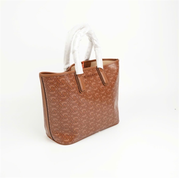 Túi MK nâu size 23 KG+