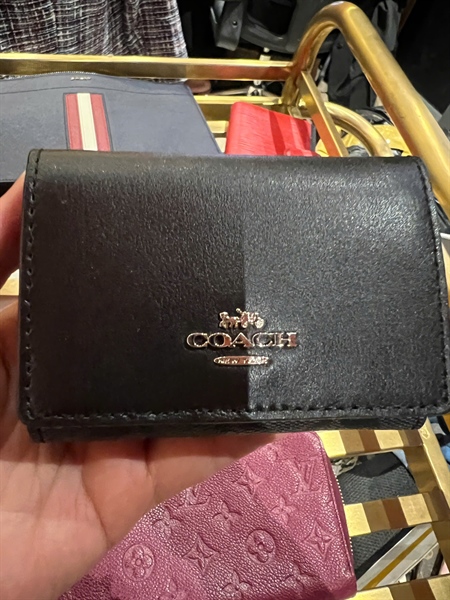 Ví Coach đen gập 3 KG+