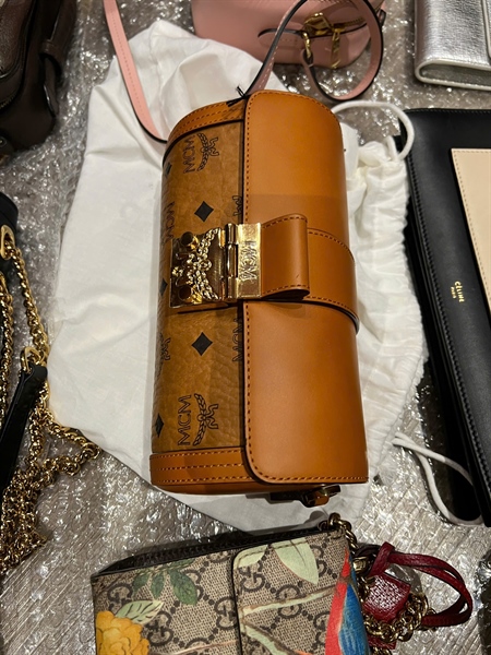 Túi MCM trống màu nâu size 22 (BQ) KG+