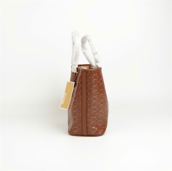 Túi MK nâu size 23 KG+