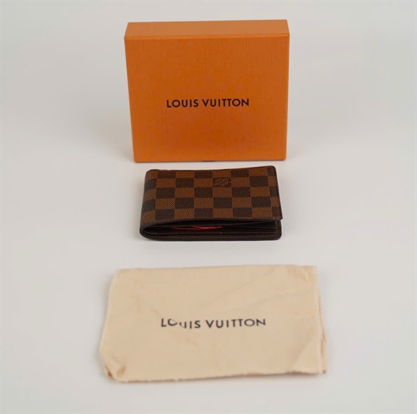 Ví LV gập 2 ô vuông nâu +