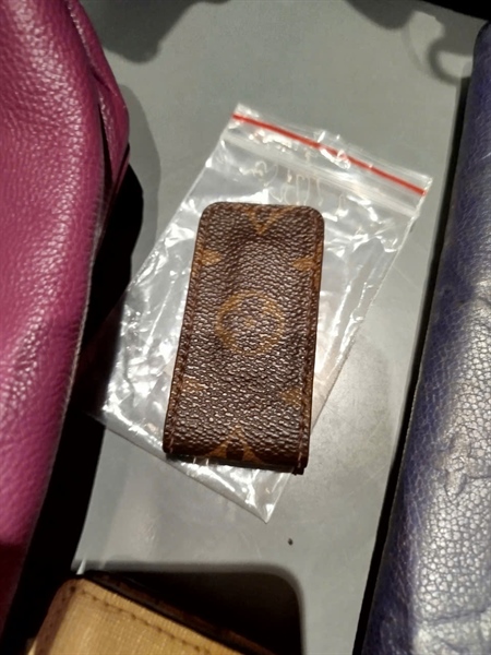 Kẹp tiền LV hoa nâu KG+