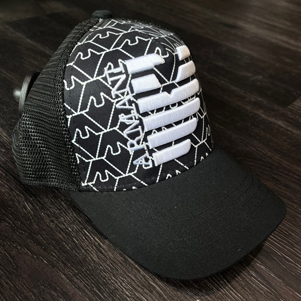 Nón Kết Lưới - họa tiết ARMANI trắng đen