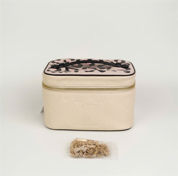 Túi LV cốp trắng họa tiết size 19 (BMC) +