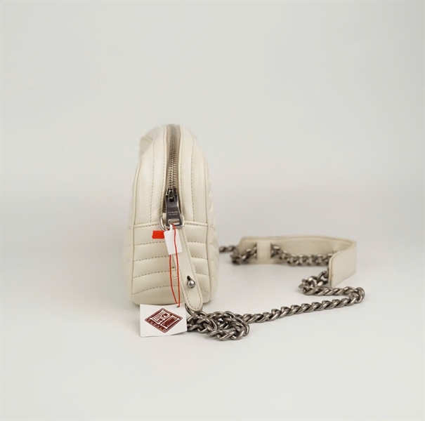 Túi Prada trắng size 21 (BMC) +