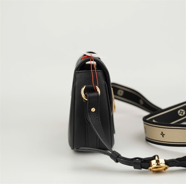 Túi LV Point 9 đen sz 22cm (HC)+