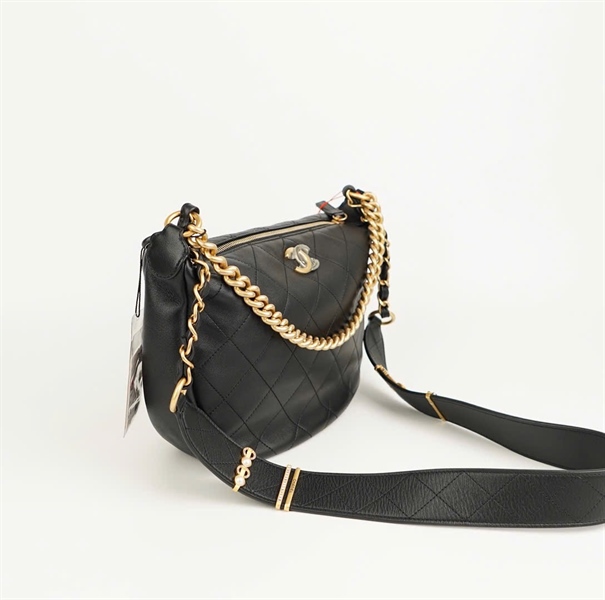 Túi Chanel đen size 27 (có check legit) +